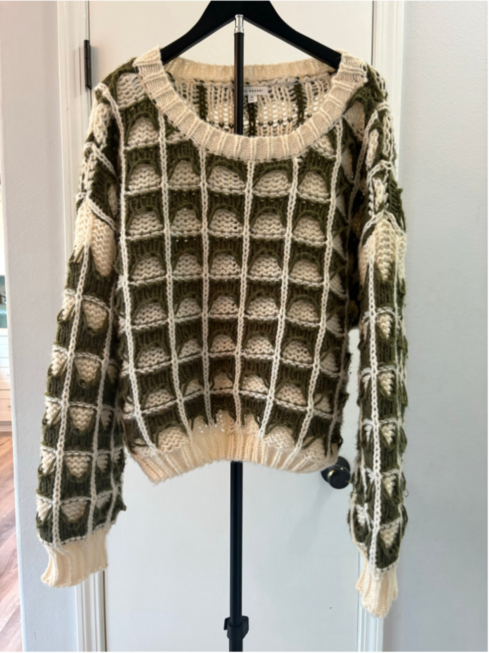 Blu Pepper Olive Green Crochet Open Knit Oversized Sweater Women’s M